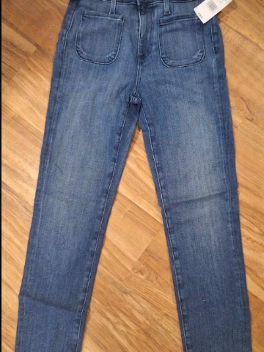 NEW WITH TAGS- Slim Fit Petite Skinny Blue Jeans